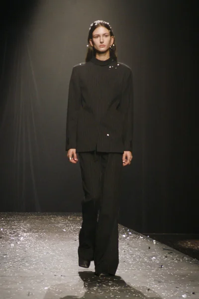 Look 2
